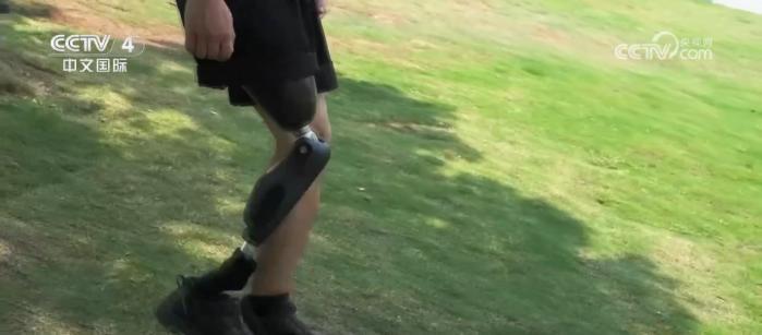 沿技术集中爆发让“不可能”成为日常瓦利棋牌解锁科技助残超有“智” 前(图3)